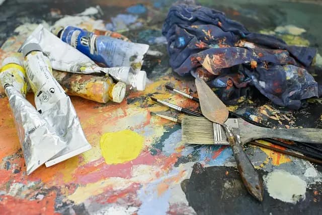 Top Eco-Friendly Craft Tools for Sustainable Projects